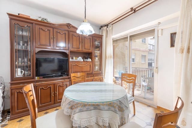 3 makuuhuone Asunto myytävänä paikassa Figares, Granada kaupunki - 239 900 € (Ref: 10183102)