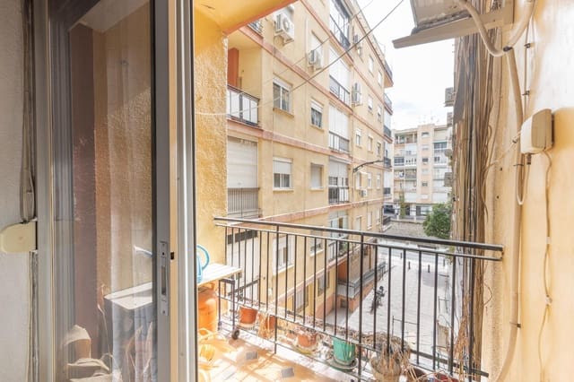3 makuuhuone Asunto myytävänä paikassa Figares, Granada kaupunki - 239 900 € (Ref: 10183102)