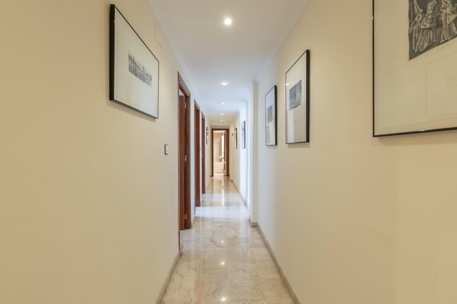 4 chambre Appartement à vendre à Grenade ville avec garage - 510 000 € (Ref: 10184870)