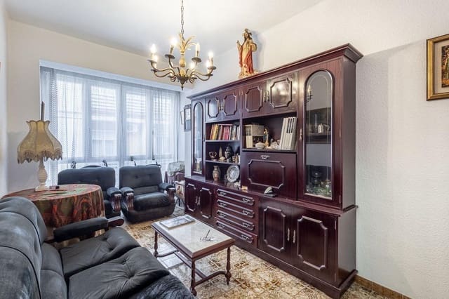 3 bedroom Flat for sale in Granada city - € 229,000 (Ref: 10184872)