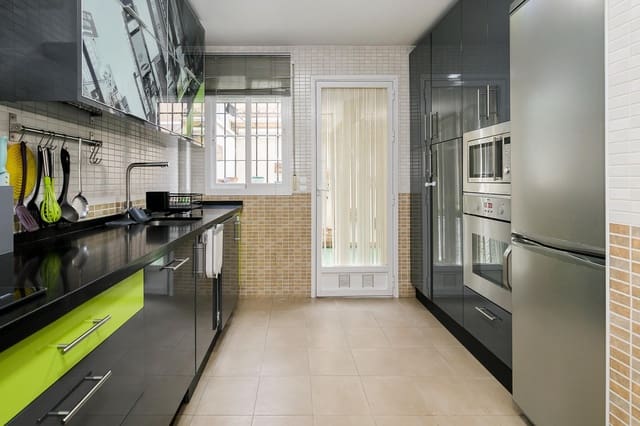 3 camera da letto Villetta a Schiera in vendita in Churriana de la Vega con garage - 315.000 € (Rif: 10184874)