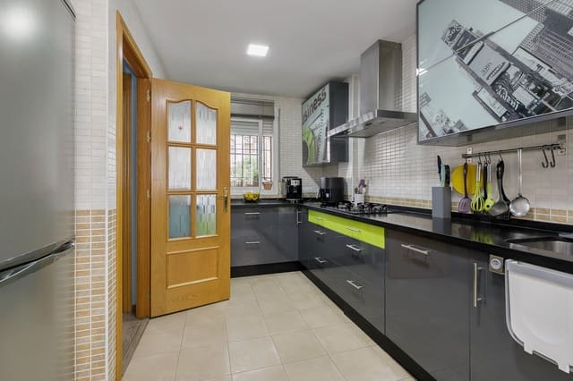 3 camera da letto Villetta a Schiera in vendita in Churriana de la Vega con garage - 315.000 € (Rif: 10184874)