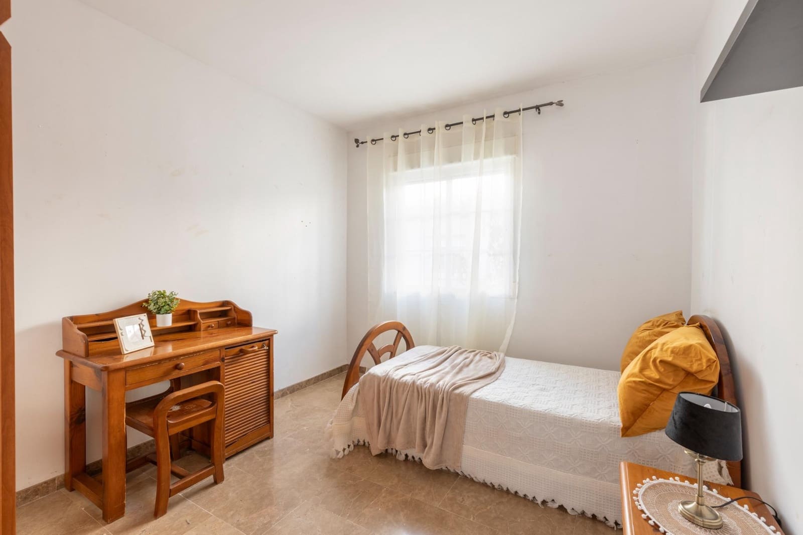 4 chambre Villa/Maison Mitoyenne à vendre à Churriana de la Vega avec garage - 289 900 € (Ref: 10184875)