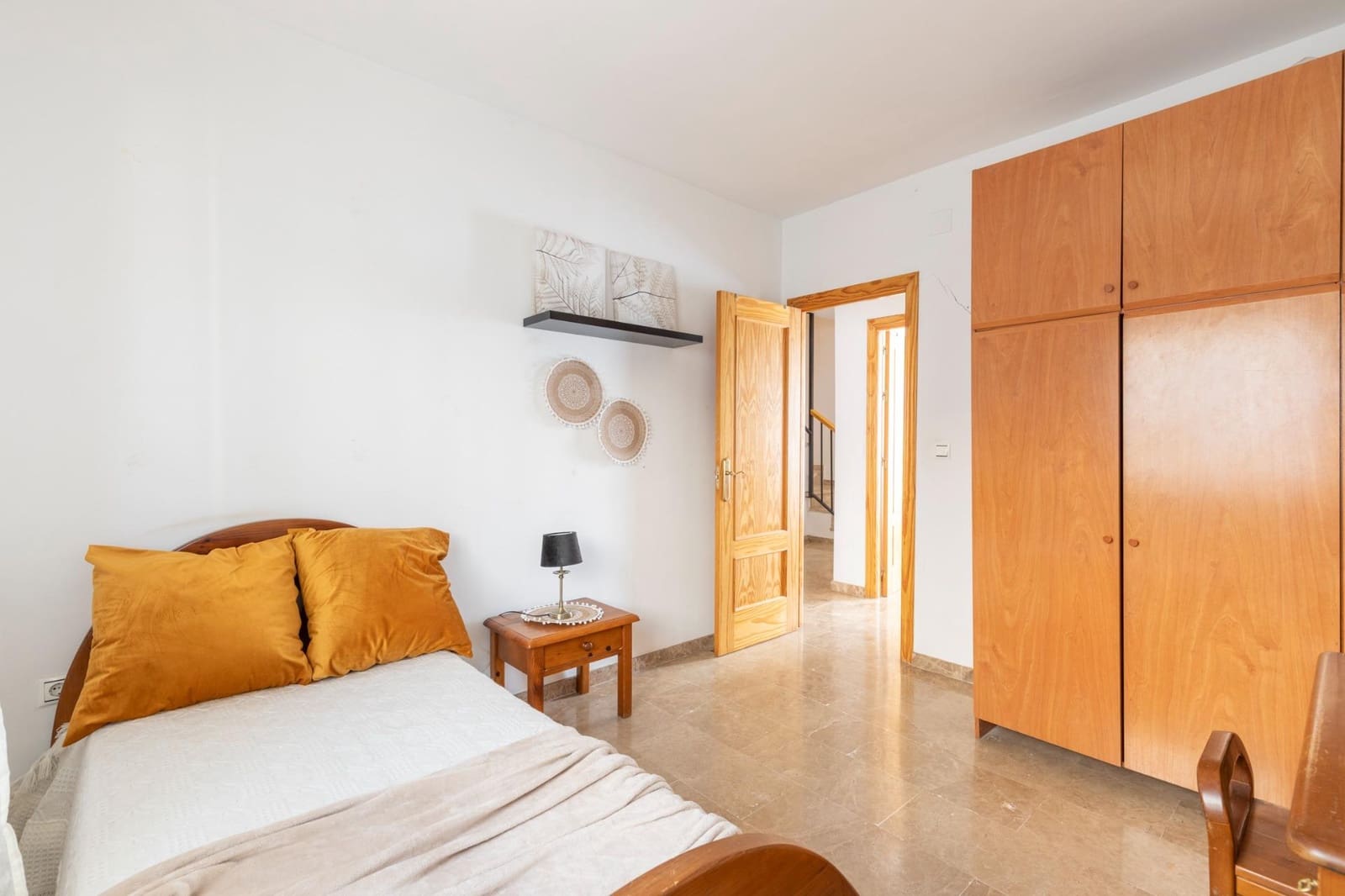 4 chambre Villa/Maison Mitoyenne à vendre à Churriana de la Vega avec garage - 289 900 € (Ref: 10184875)
