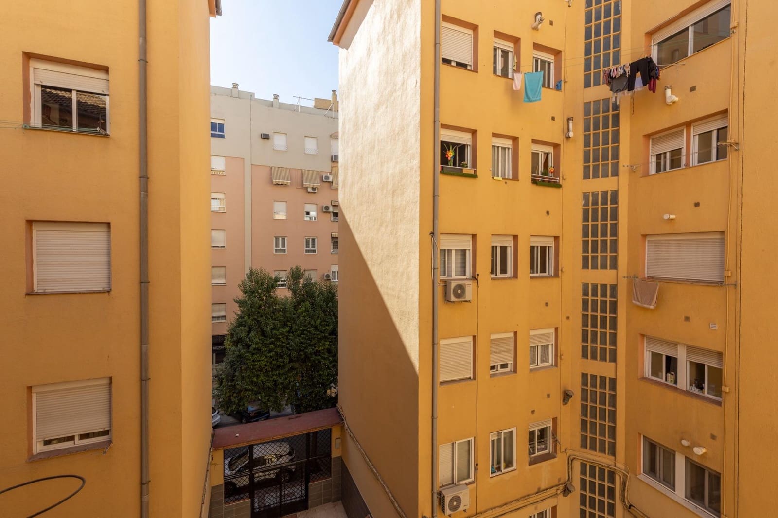 Piso de 3 habitaciones en Granada ciudad en venta - 230.000 € (Ref: 10187317)