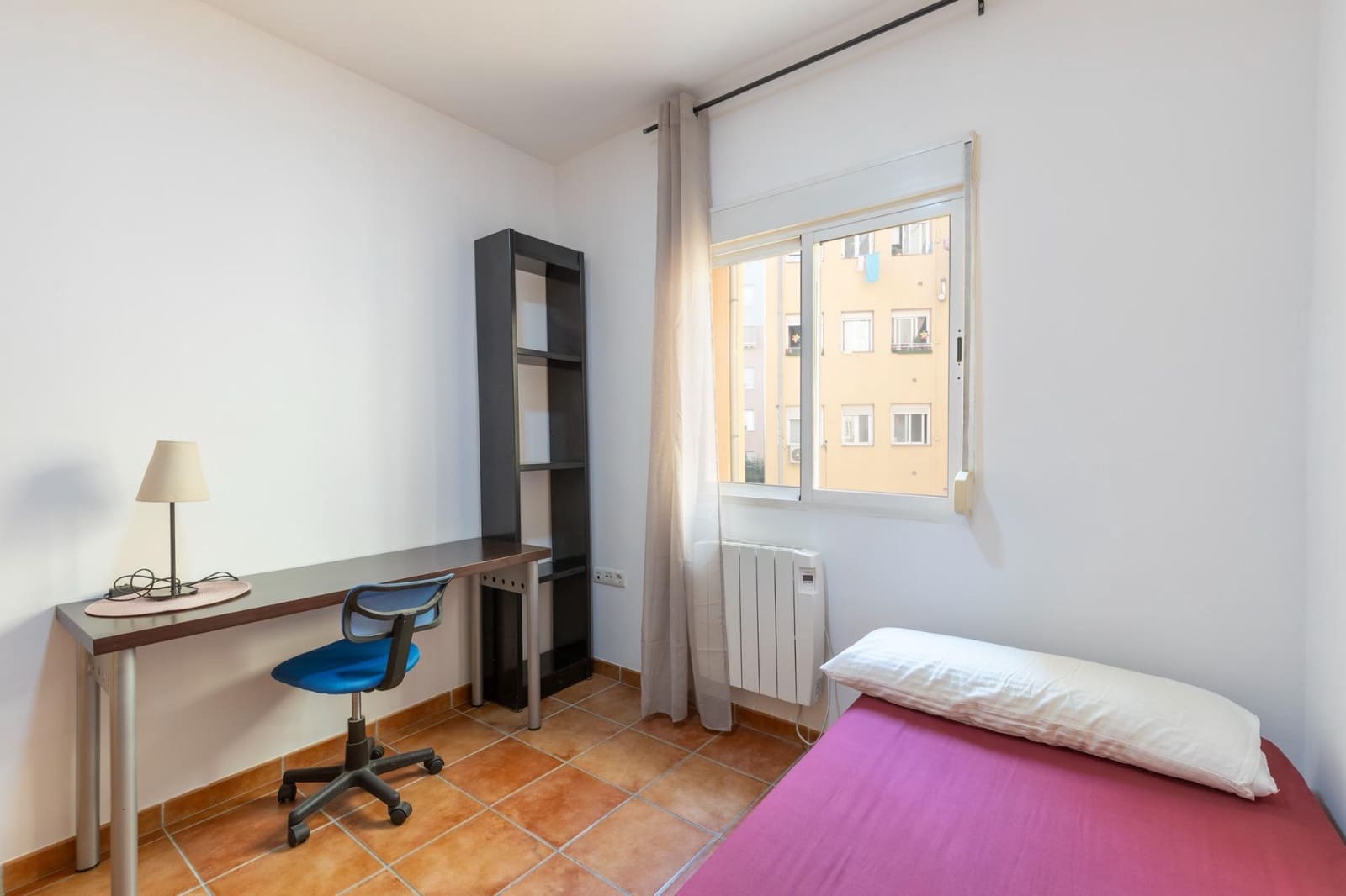 Piso de 3 habitaciones en Granada ciudad en venta - 230.000 € (Ref: 10187317)