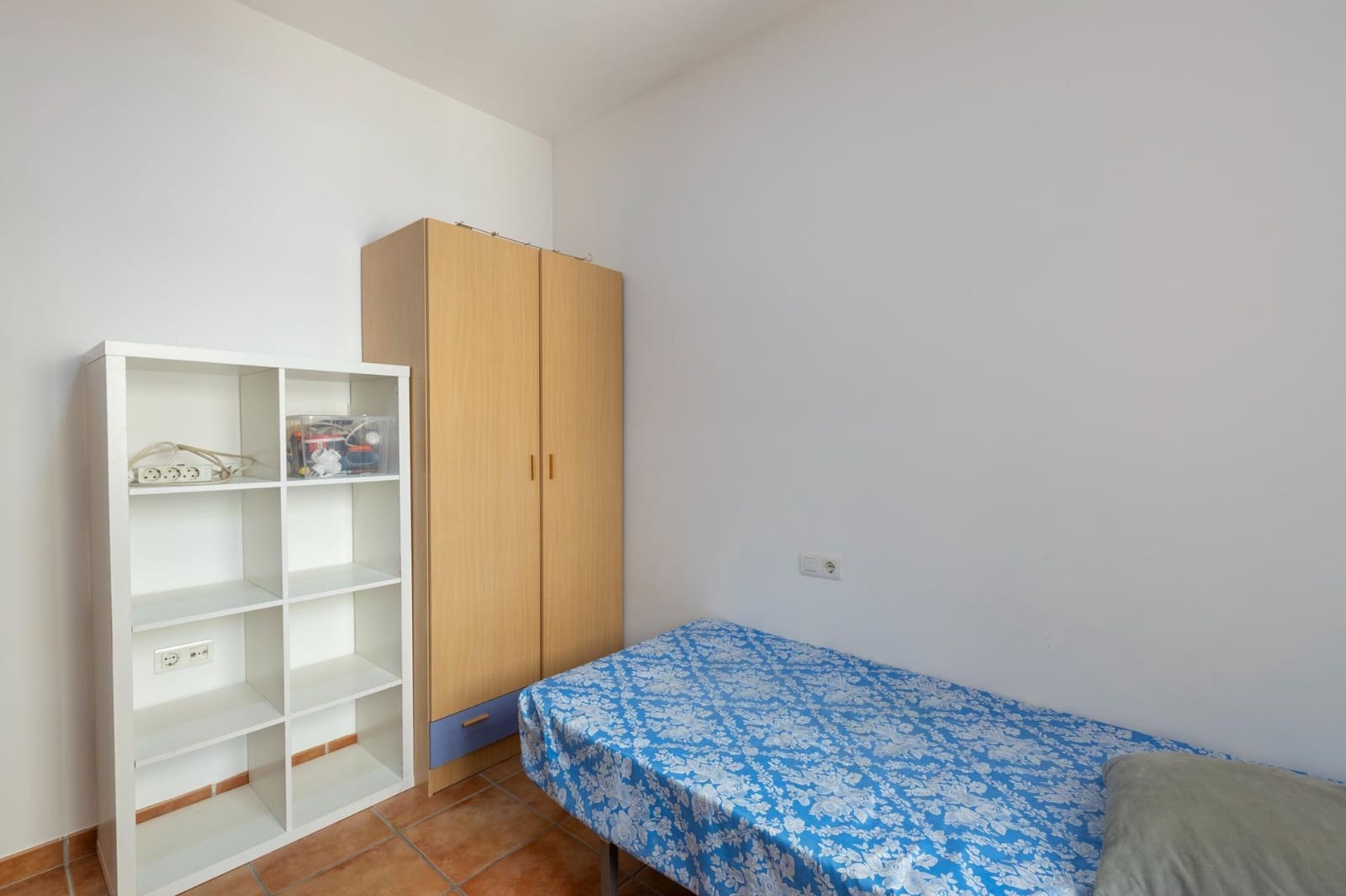 Piso de 3 habitaciones en Granada ciudad en venta - 230.000 € (Ref: 10187317)