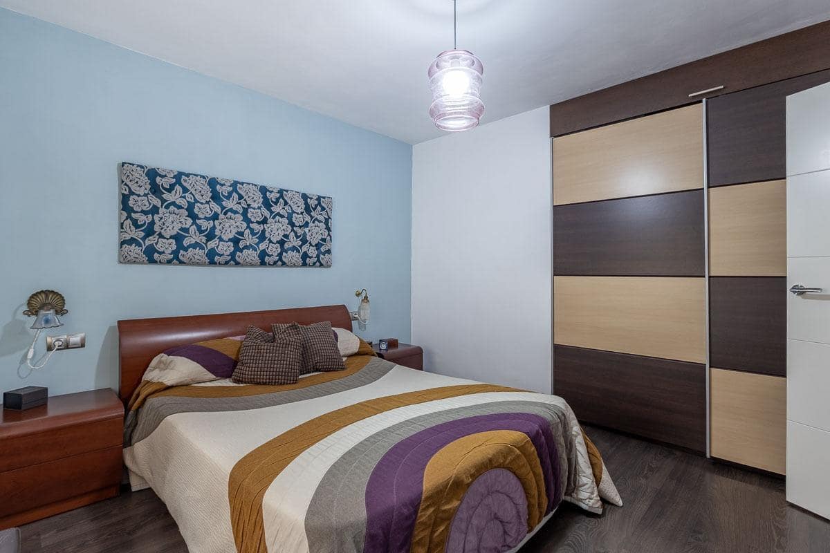 2 soverom Leilighet til salgs i Granada by - € 230 000 (Ref: 10187318)