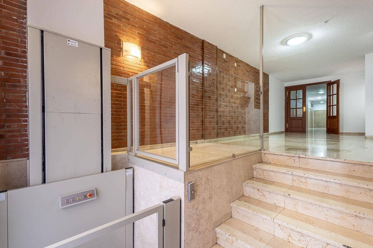 2 soverom Leilighet til salgs i Granada by - € 230 000 (Ref: 10187318)