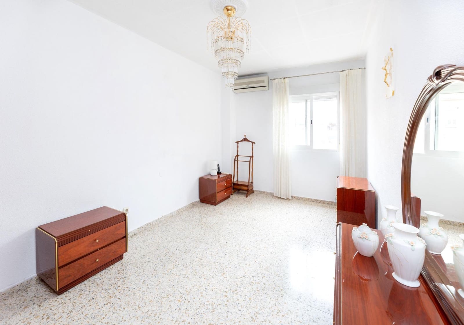 4 bedroom Penthouse for sale in Granada city - € 475,000 (Ref: 10187321)