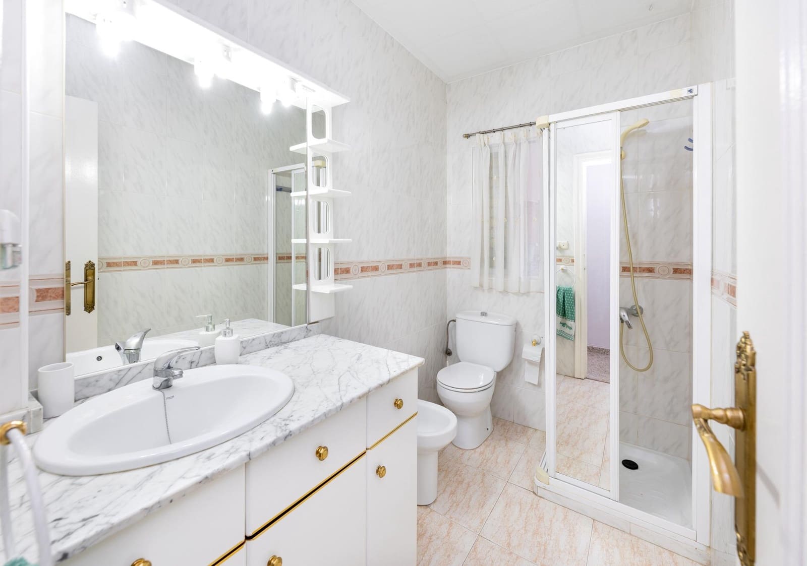 4 bedroom Penthouse for sale in Granada city - € 475,000 (Ref: 10187321)
