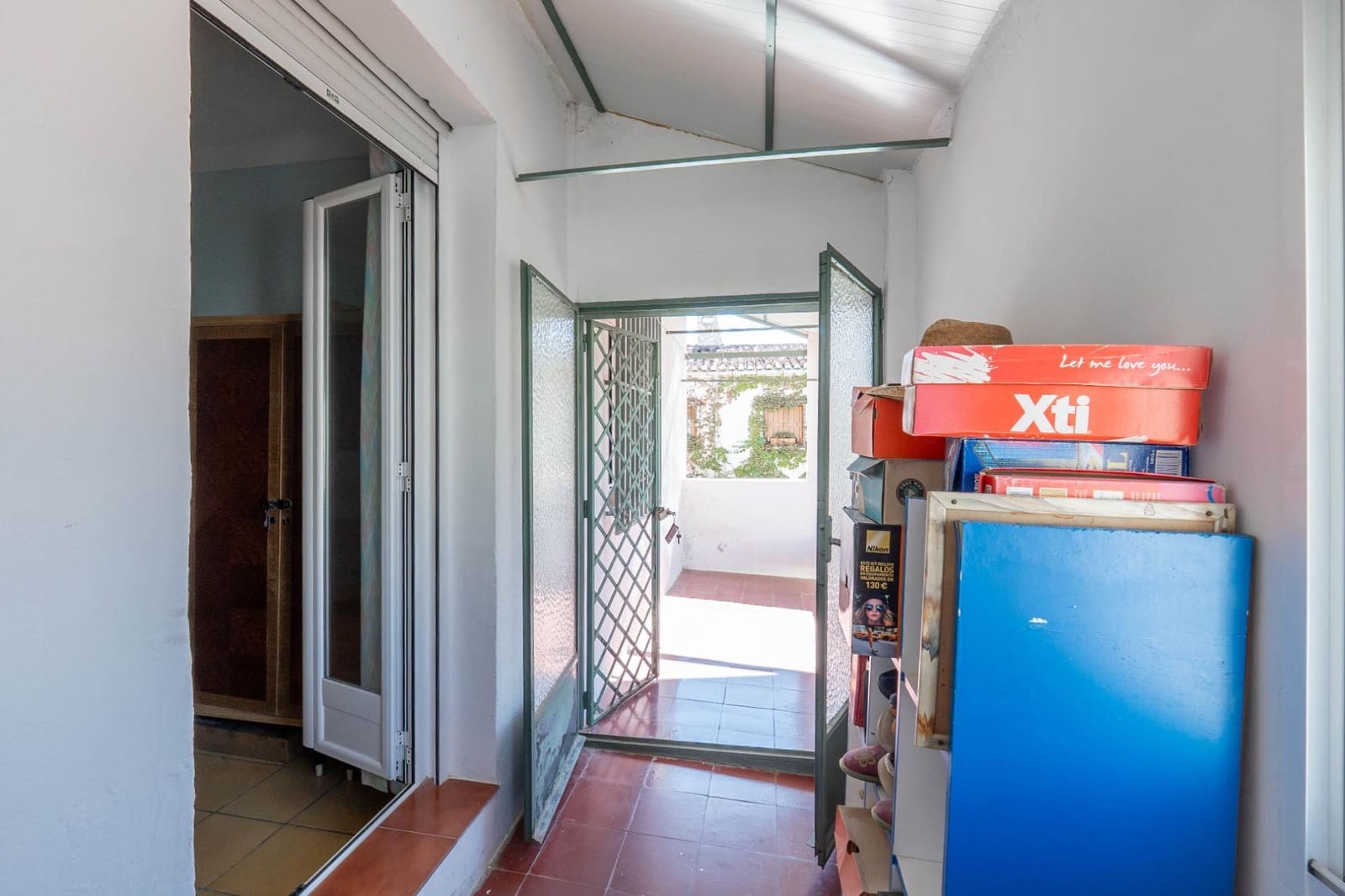 5 bedroom Villa for sale in Granada city with pool garage - € 549,000 (Ref: 10187322)