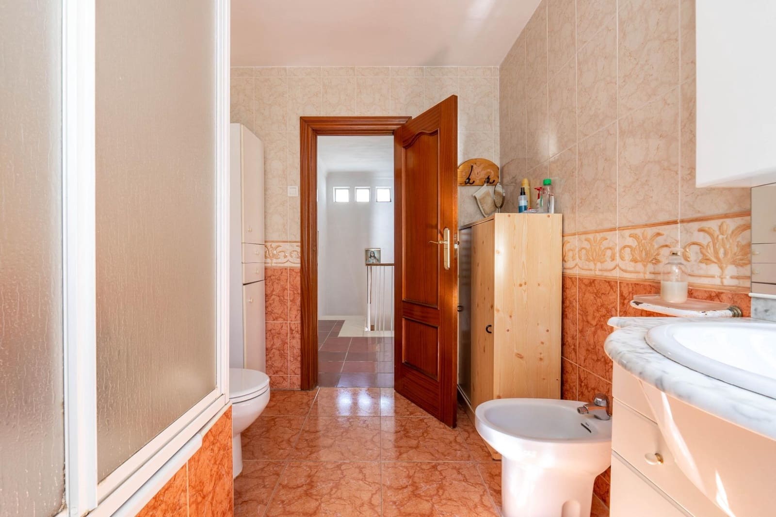 5 bedroom Villa for sale in Granada city with pool garage - € 549,000 (Ref: 10187322)