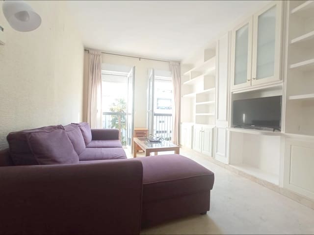 2 quarto Apartamento para arrendar em Granada cidade com piscina garagem - 850 € (Ref: 6636485)