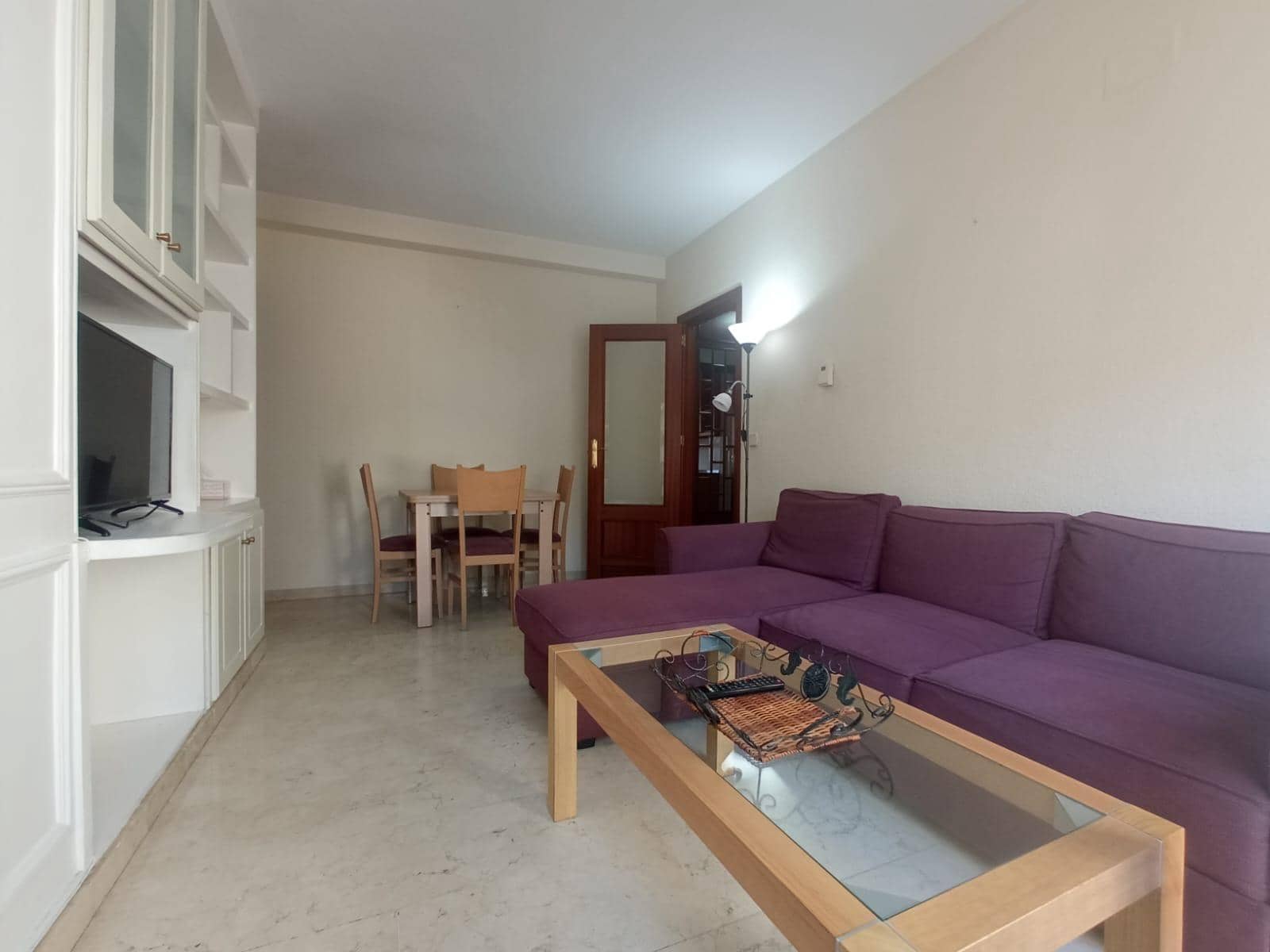 2 bedroom Flat for rent in Granada city with pool garage - € 850 (Ref: 6636485)