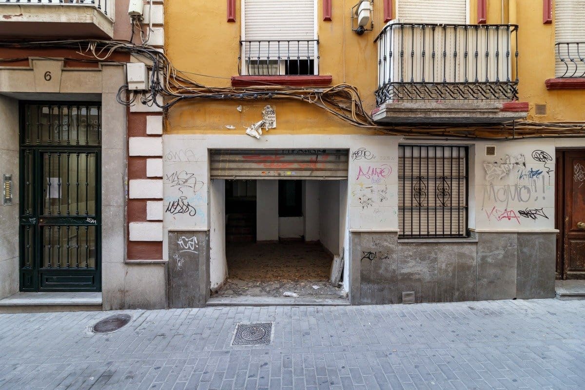 Kommersiell till salu i Granada stad - 250 000 € (Ref: 7246338)