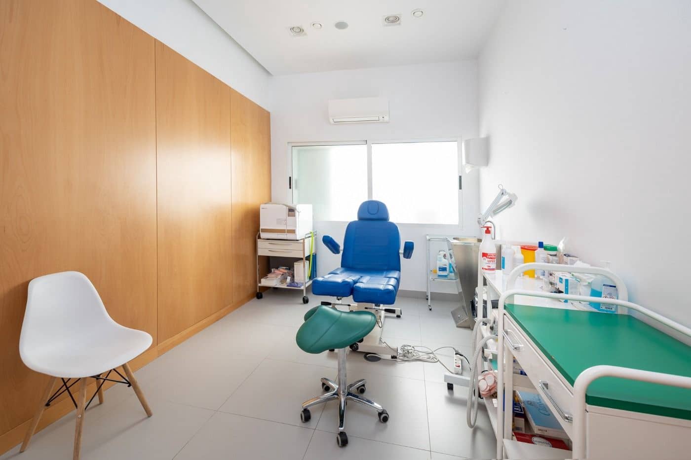 Commercial for sale in Granada city with garage - € 500,000 (Ref: 7371540)