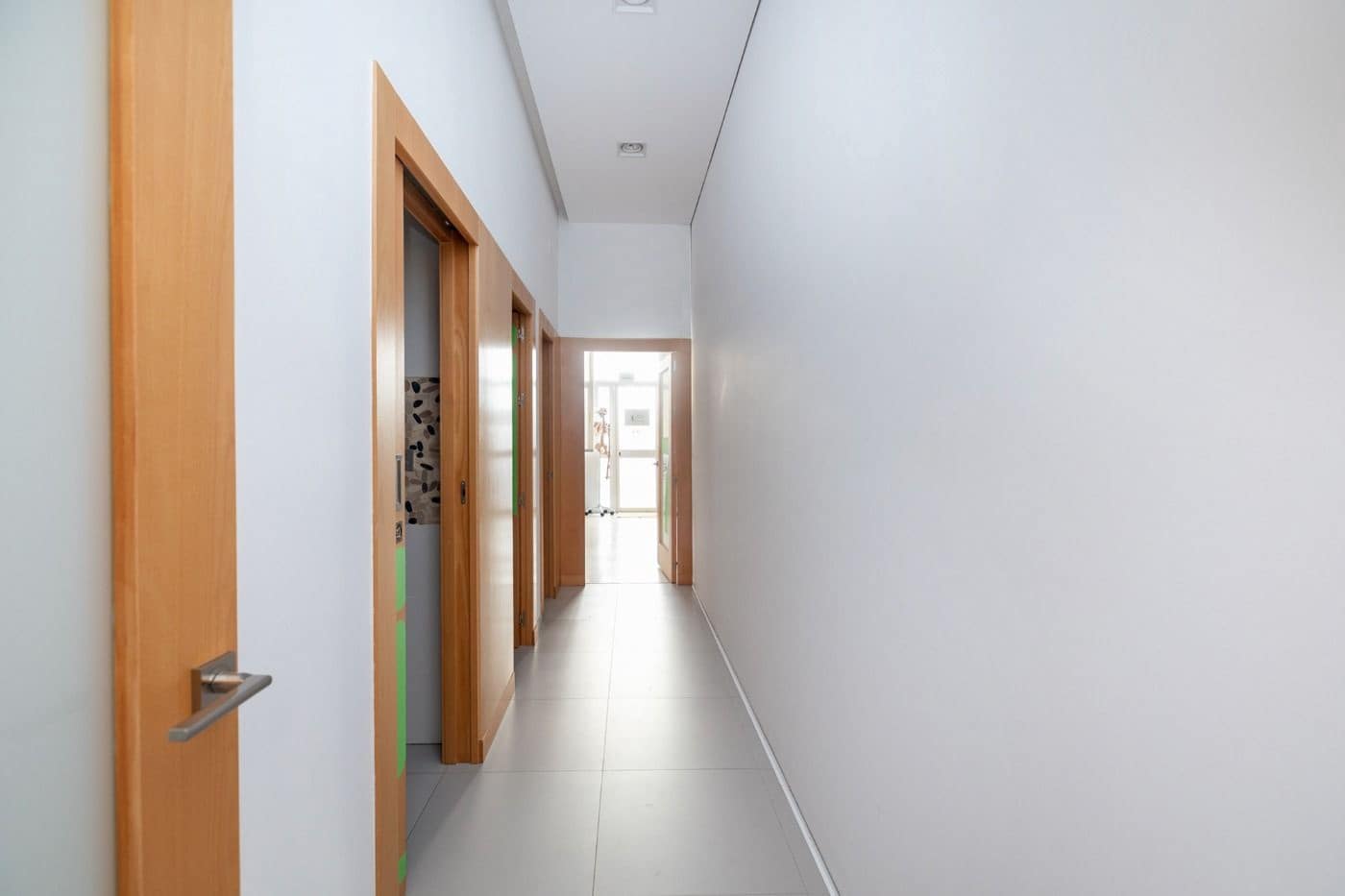 Commercial for sale in Granada city with garage - € 500,000 (Ref: 7371540)