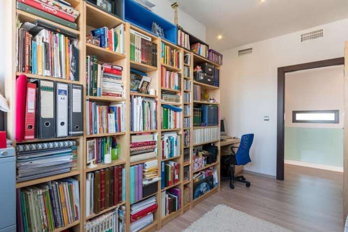 5 bedroom Villa for sale in Gojar with pool garage - € 950,000 (Ref: 7649258)