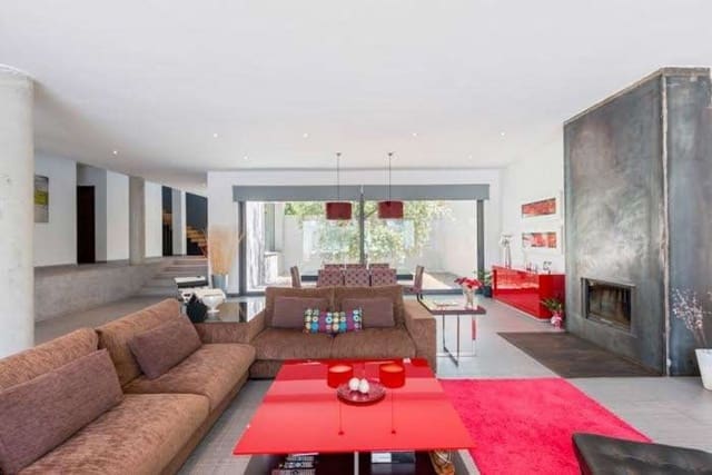 5 Zimmer Villa zu verkaufen in Gójar mit Pool Garage - 950.000 € (Ref: 7649258)