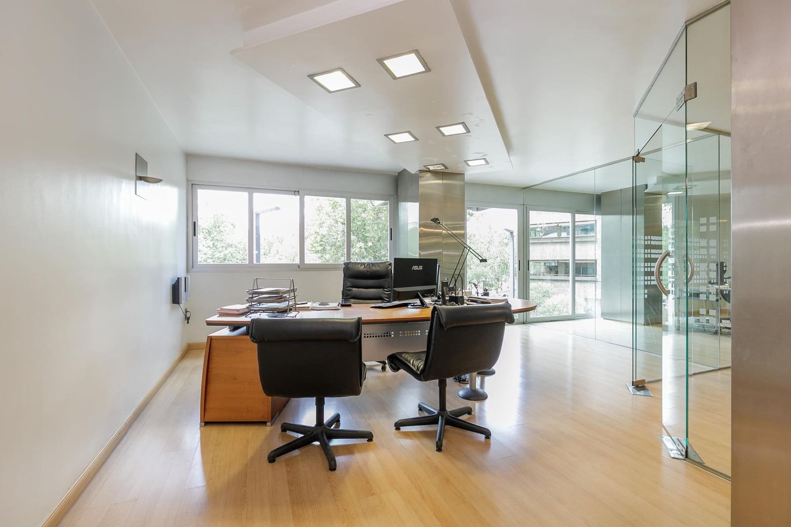 Kommersiell till salu i Granada stad - 550 000 € (Ref: 7649259)