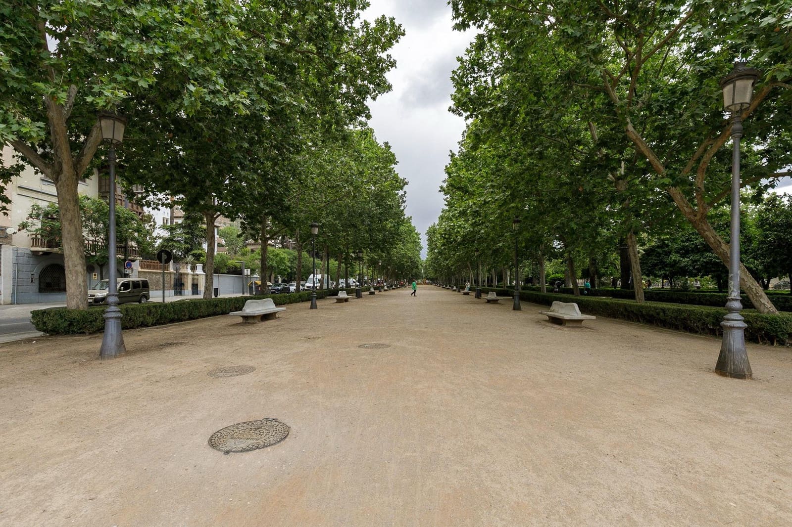 Kommersiell till salu i Granada stad - 550 000 € (Ref: 7649259)