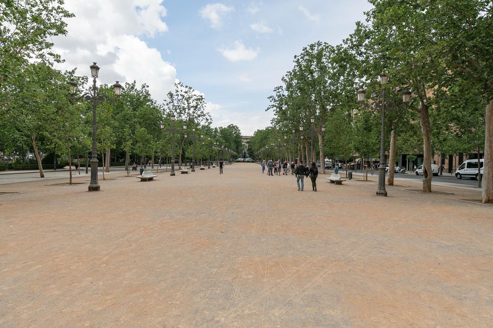 Kommersiell till salu i Granada stad - 550 000 € (Ref: 7649259)