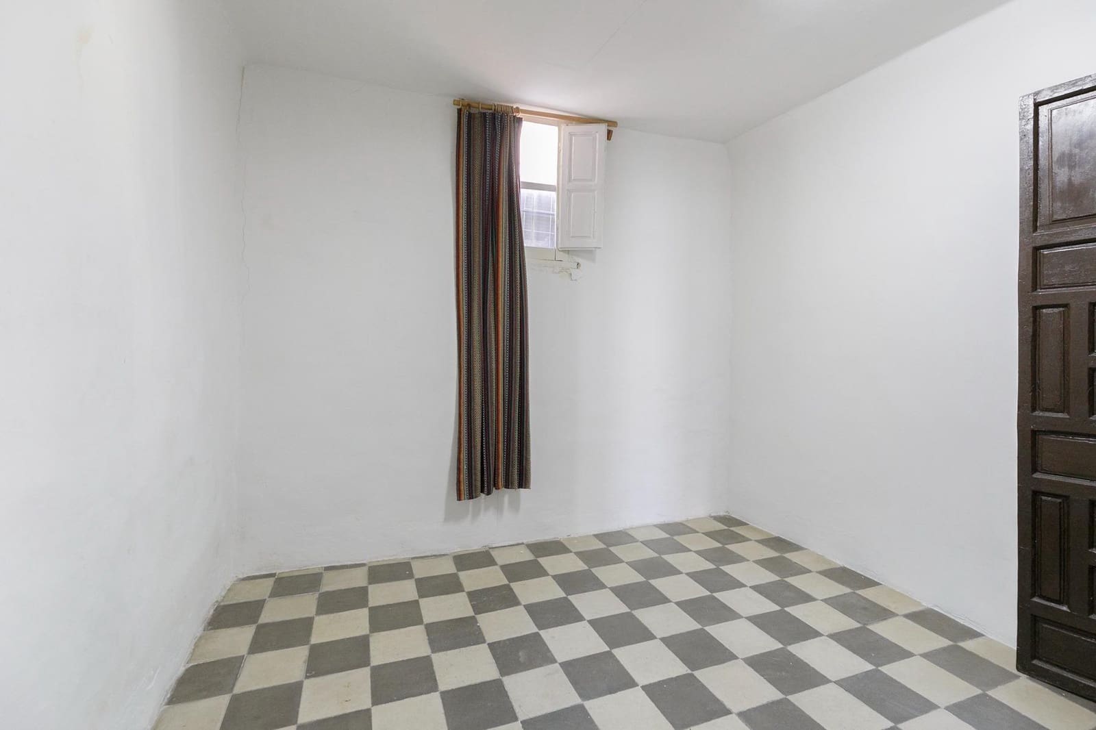 7 soverom Hus til salgs i Granada by med garasje - € 695 000 (Ref: 8018253)