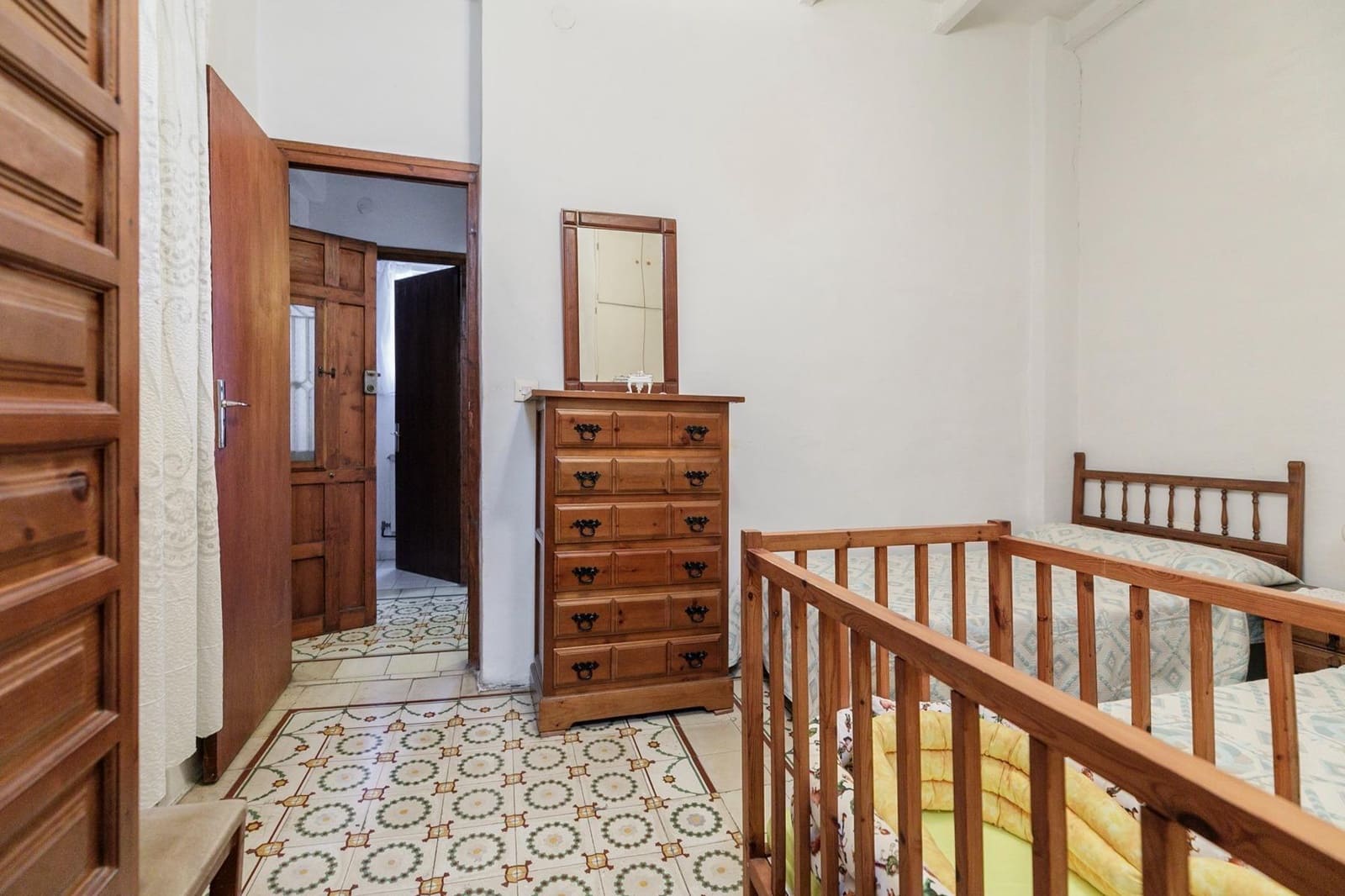 7 soverom Hus til salgs i Granada by med garasje - € 695 000 (Ref: 8018253)