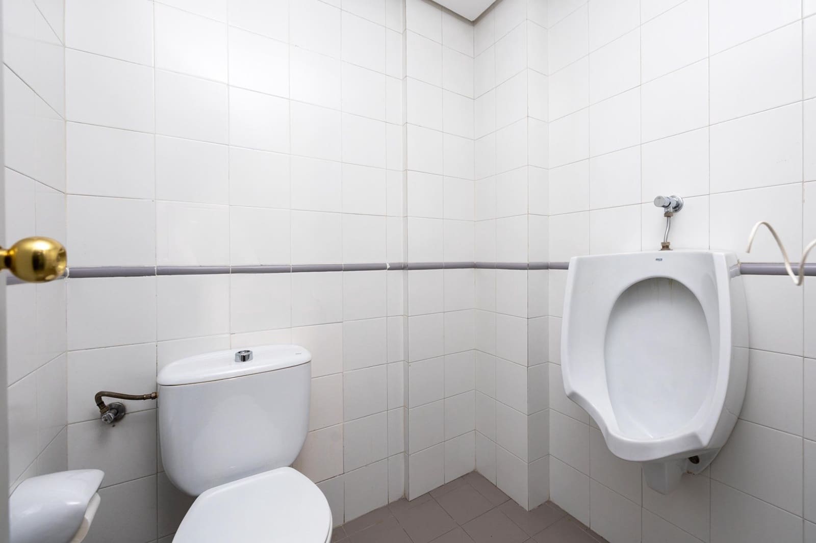 4 slaapkamer Flat te koop in Granada stad - € 575.000 (Ref: 8038700)