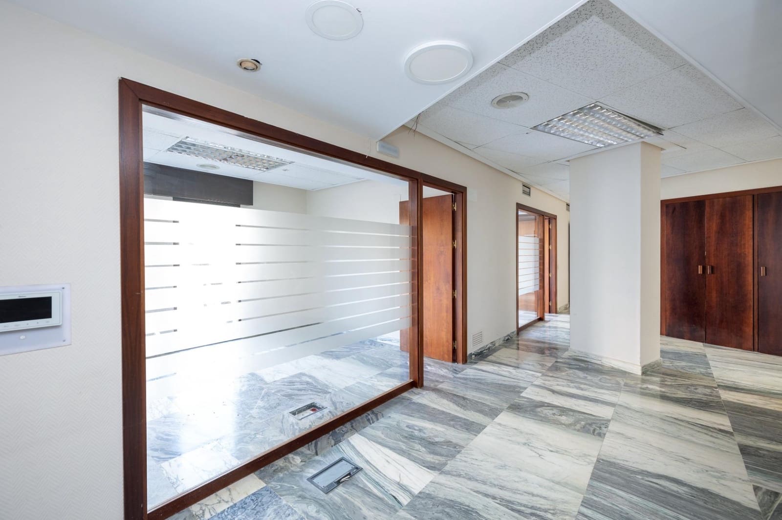 4 slaapkamer Flat te koop in Granada stad - € 575.000 (Ref: 8038700)