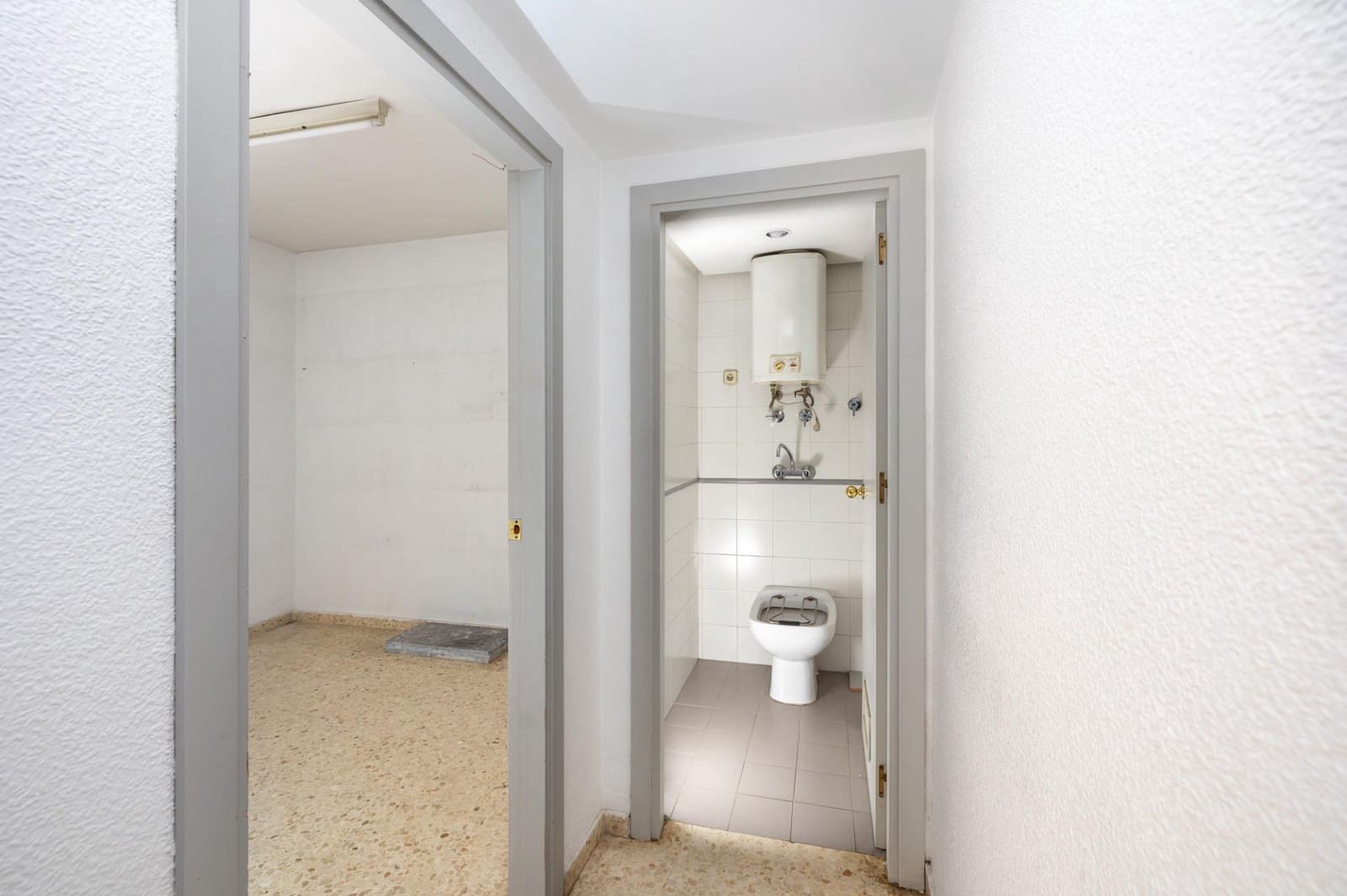 4 slaapkamer Flat te koop in Granada stad - € 575.000 (Ref: 8038700)