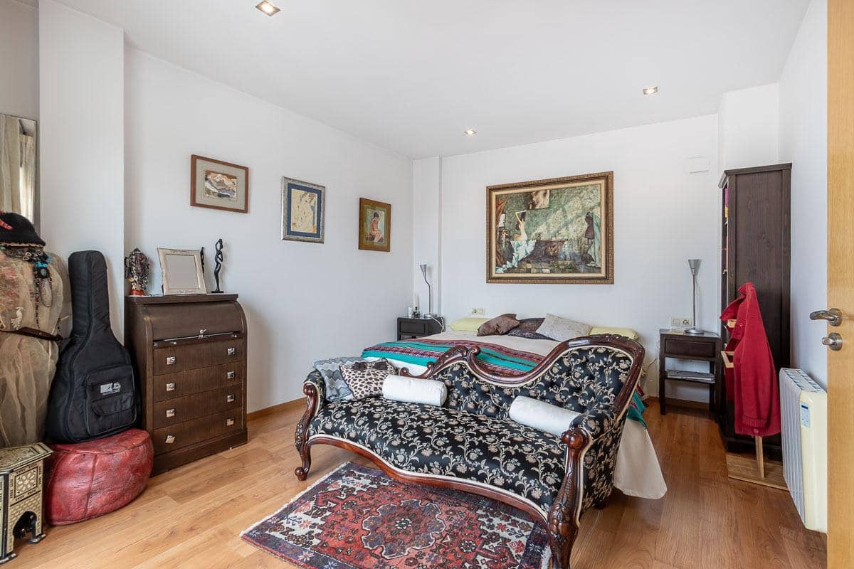 3 bedroom Townhouse for sale in Granada city - € 690,000 (Ref: 8415534)