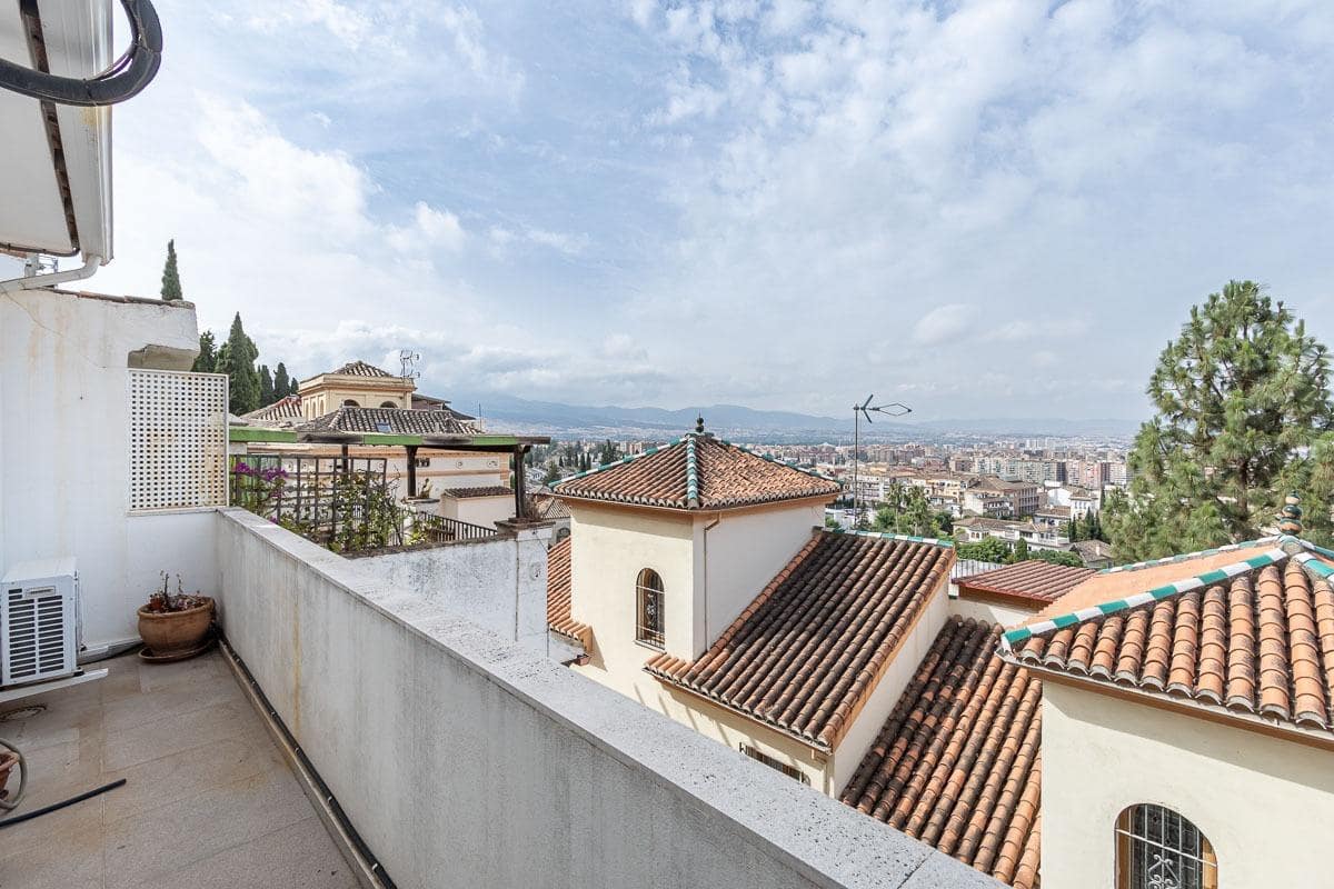 3 bedroom Townhouse for sale in Granada city - € 690,000 (Ref: 8415534)