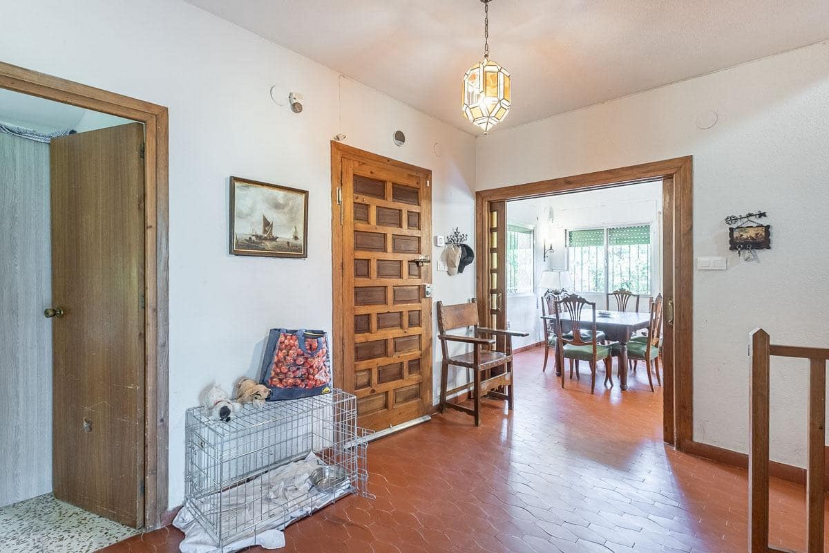 6 sypialnia Willa na sprzedaż w Dilar z garażem - 350 000 € (Ref: 8437194)