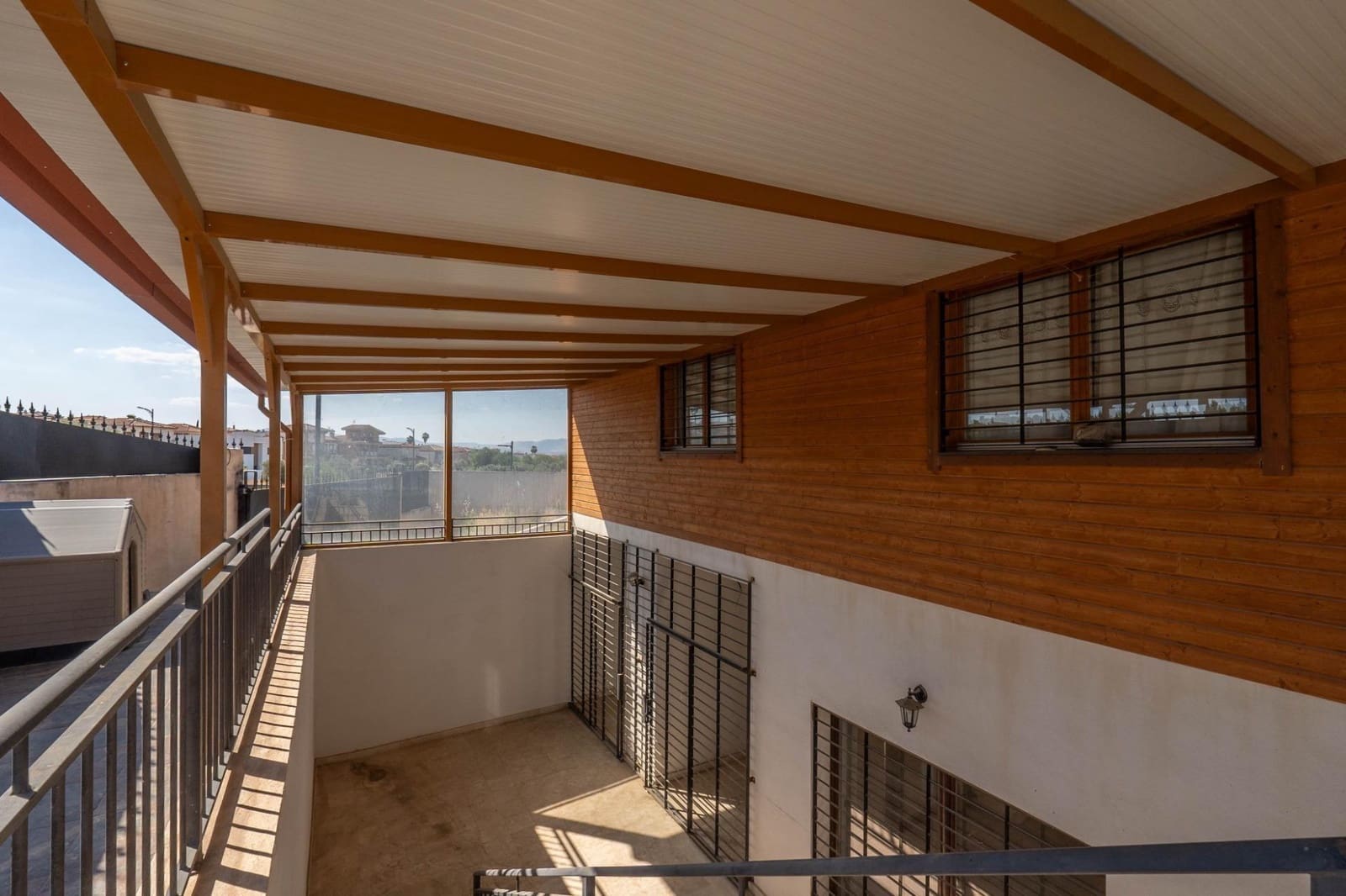 4 chambre Villa/Maison à vendre à Cullar Vega avec piscine garage - 450 000 € (Ref: 8440670)