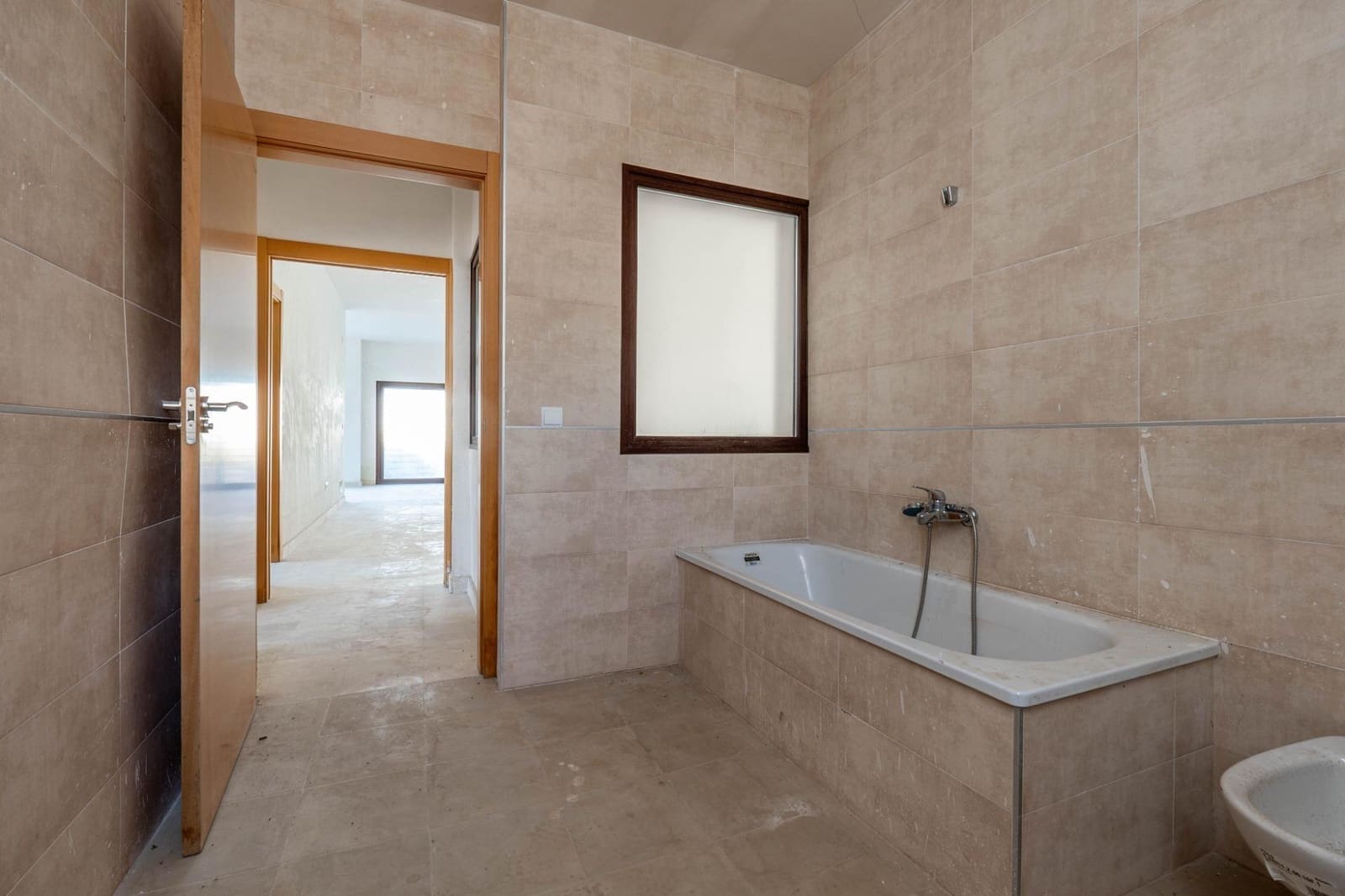 4 chambre Villa/Maison à vendre à Cullar Vega avec piscine garage - 450 000 € (Ref: 8440670)