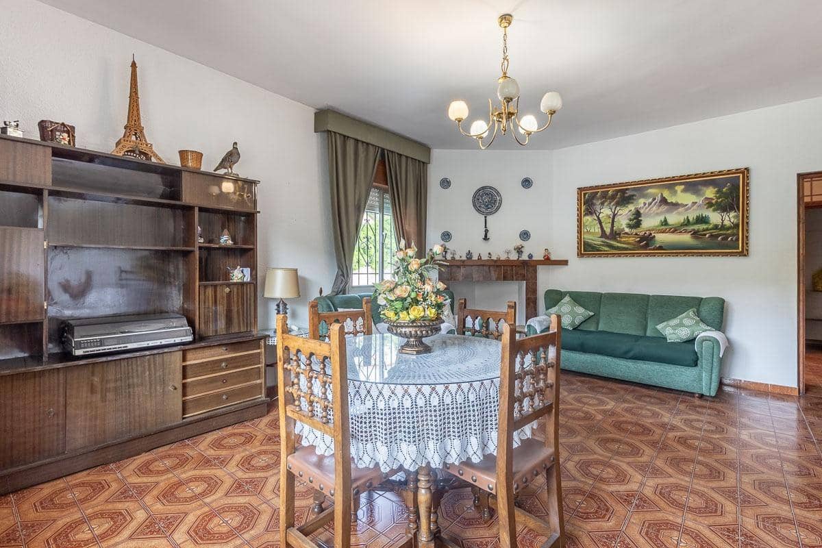 6 makuuhuone Huvila myytävänä paikassa Granada kaupunki mukana uima-altaan 
autotalli - 492 000 € (Ref: 8455897)