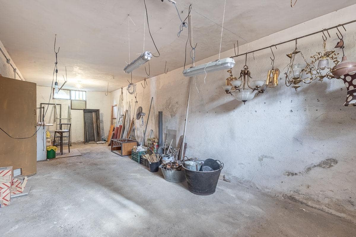 6 makuuhuone Huvila myytävänä paikassa Granada kaupunki mukana uima-altaan 
autotalli - 492 000 € (Ref: 8455897)