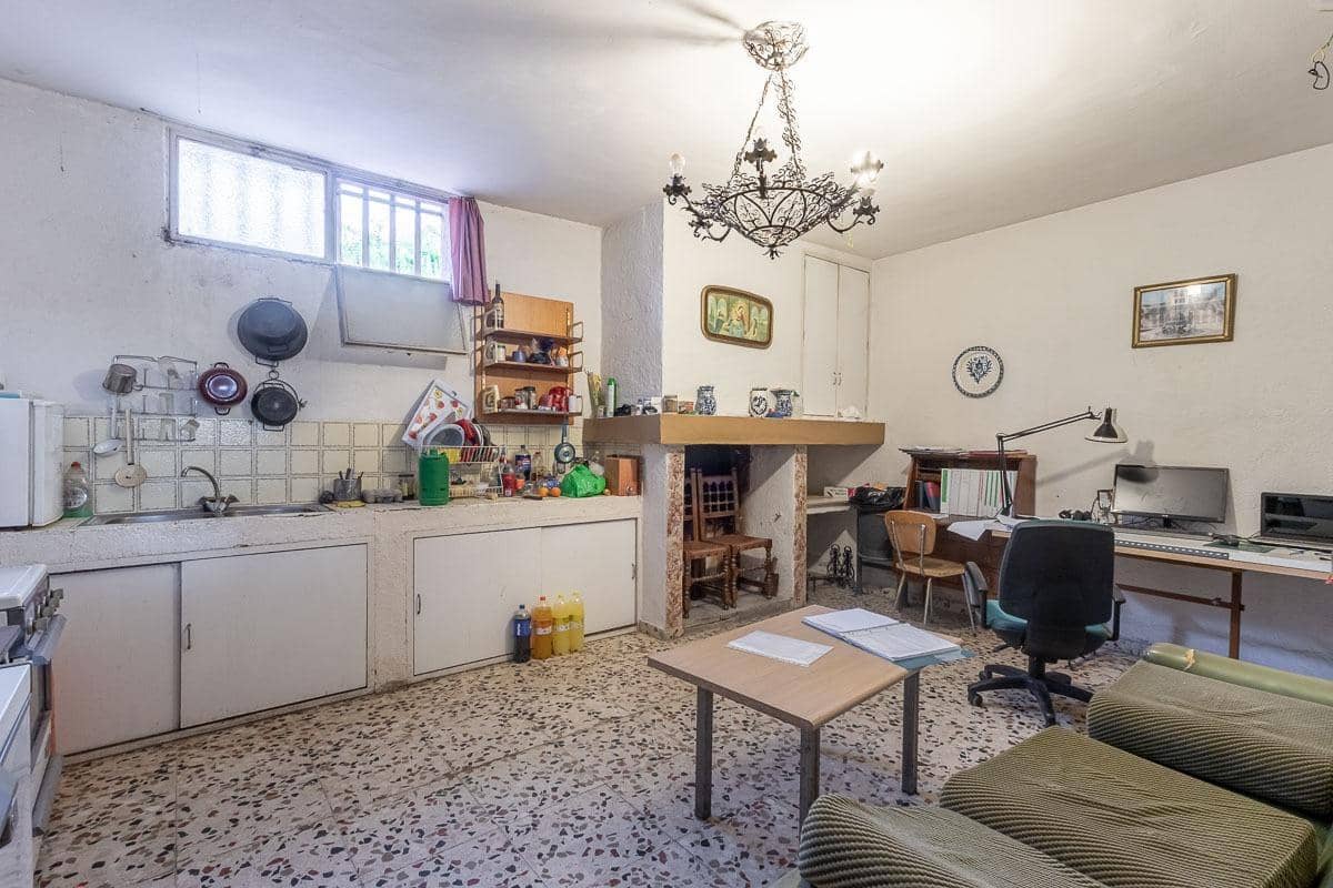 6 makuuhuone Huvila myytävänä paikassa Granada kaupunki mukana uima-altaan 
autotalli - 492 000 € (Ref: 8455897)