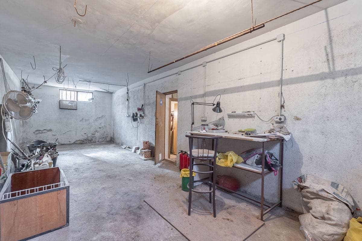 6 makuuhuone Huvila myytävänä paikassa Granada kaupunki mukana uima-altaan 
autotalli - 492 000 € (Ref: 8455897)