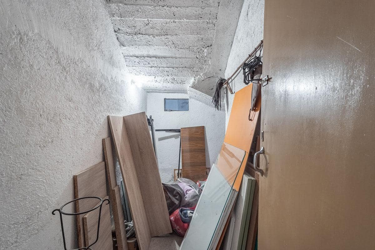 6 makuuhuone Huvila myytävänä paikassa Granada kaupunki mukana uima-altaan 
autotalli - 492 000 € (Ref: 8455897)