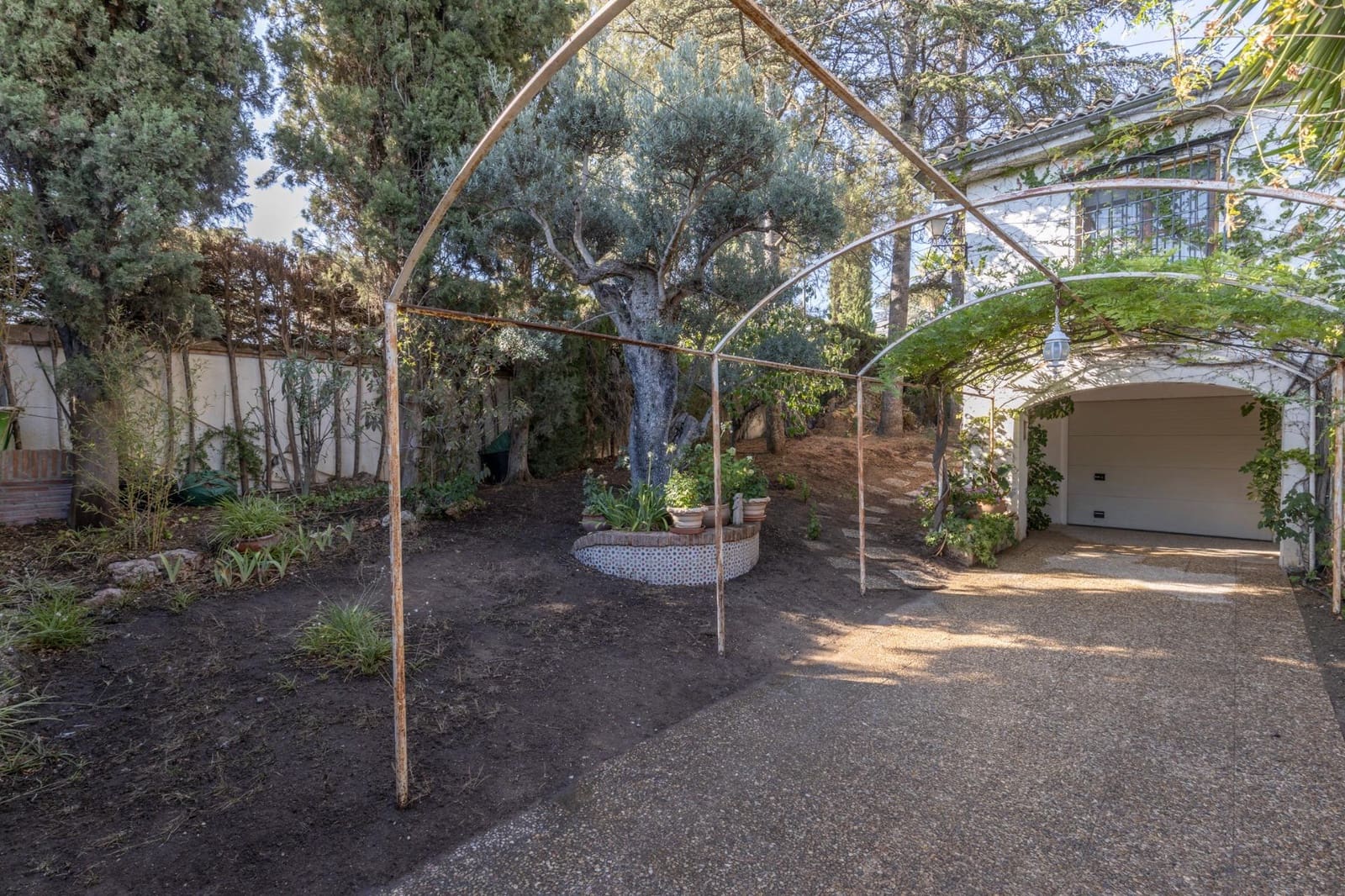 4 soveværelse Villa til salg i Albolote med swimmingpool garage - € 560.000 (Ref: 8460279)