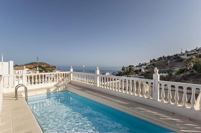 5 soveværelse Villa til salg i Almuñécar med swimmingpool - € 349.000 (Ref: 8479303)