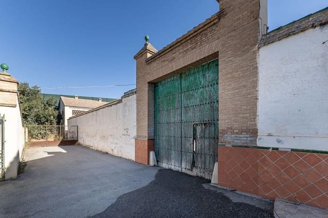 Finka/Dom wiejski na sprzedaż w Miasto Grenada z basenem - 669 890 € (Ref: 8479310)