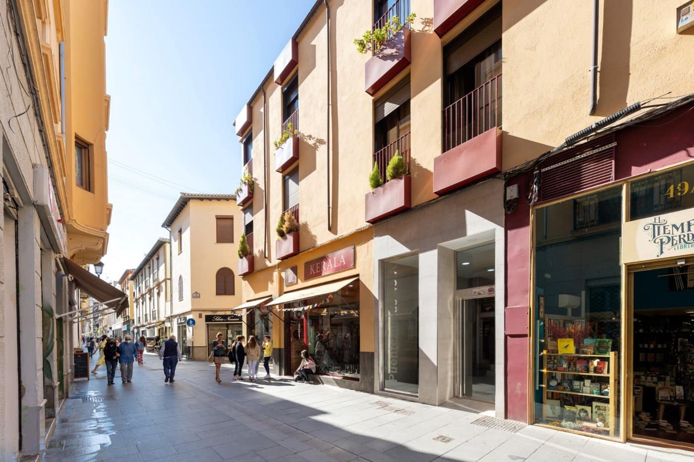 Garage for sale in Granada city - € 27,900 (Ref: 8505860)