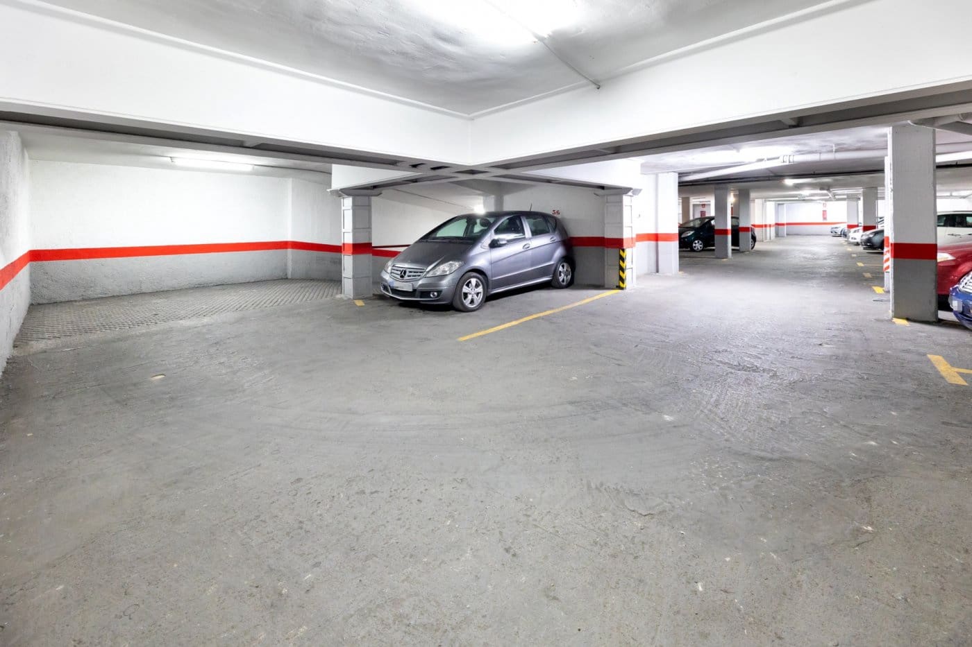 Garage for sale in Granada city - € 27,900 (Ref: 8505860)