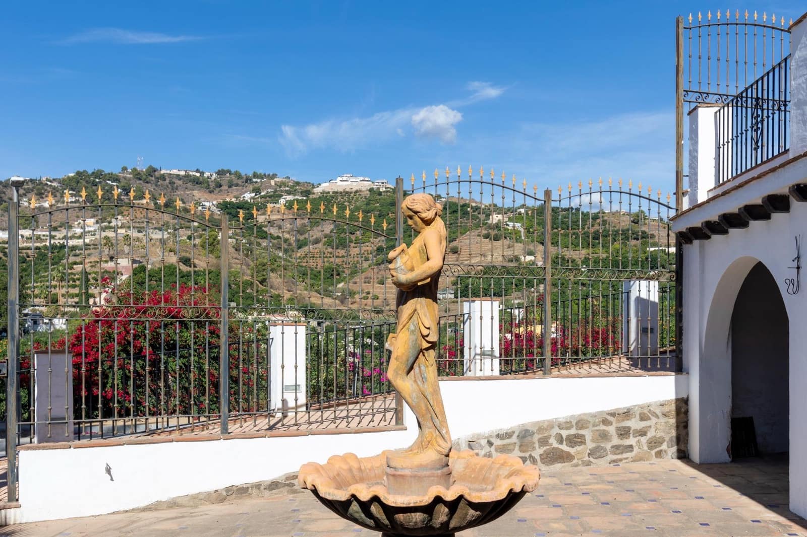 8 quarto Moradia para venda em Almunecar com piscina - 1 250 000 € (Ref: 8595410)