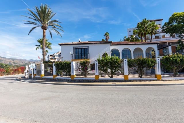 8 soverom Villa til salgs i Almuñécar med svømmebasseng - € 1 250 000 (Ref: 8595410)