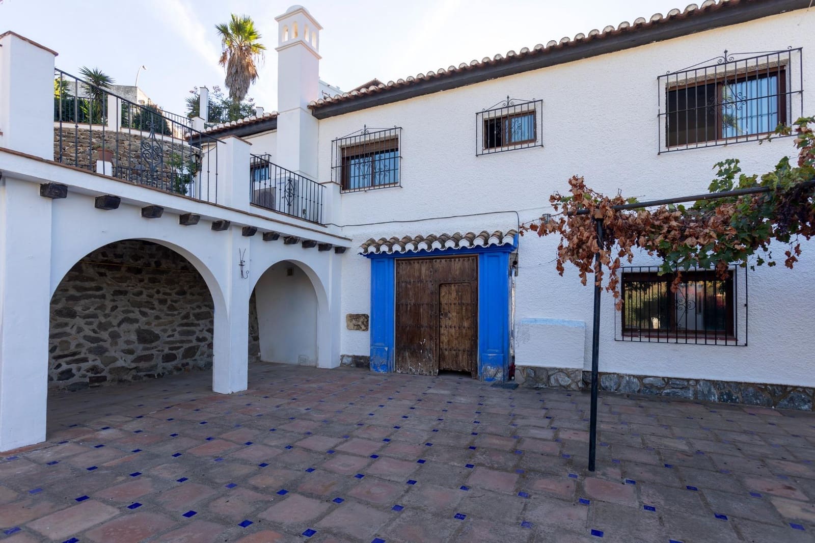 8 bedroom Villa for sale in Almunecar with pool - € 1,250,000 (Ref: 8595410)